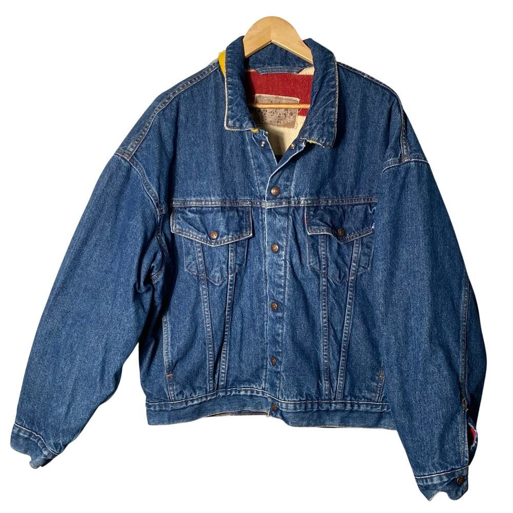 Vintage 90s Levi’s Reversible Hudson Bay Blanket Lined Jacket -L